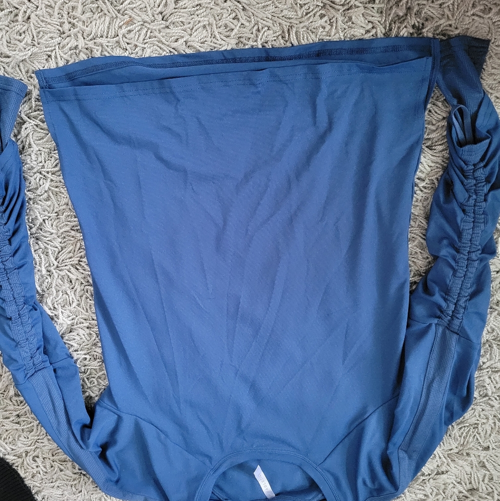 Fabletics blue rushed long sleeve top